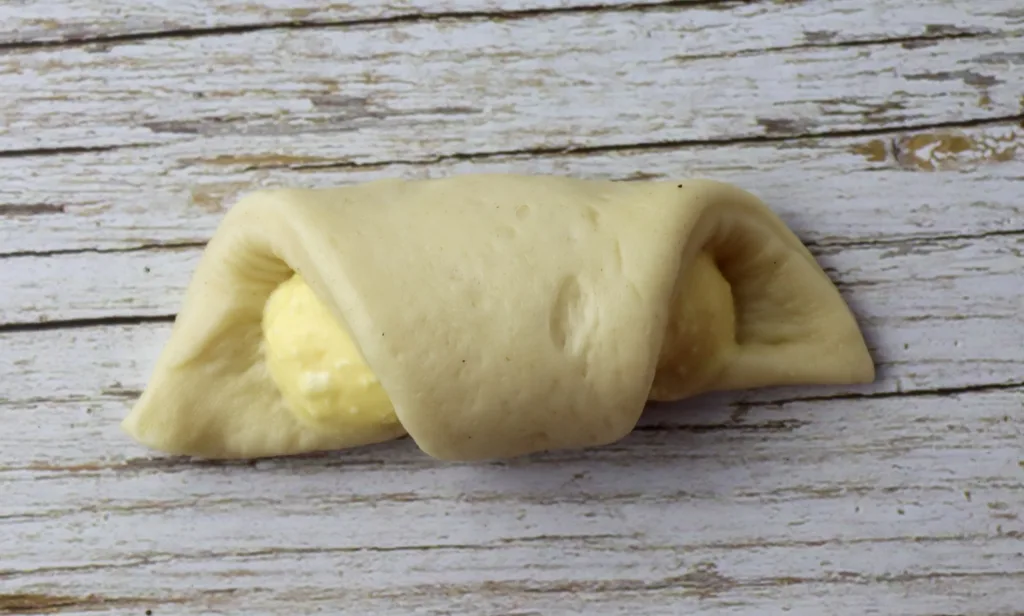 how to make cottage cheese rolls